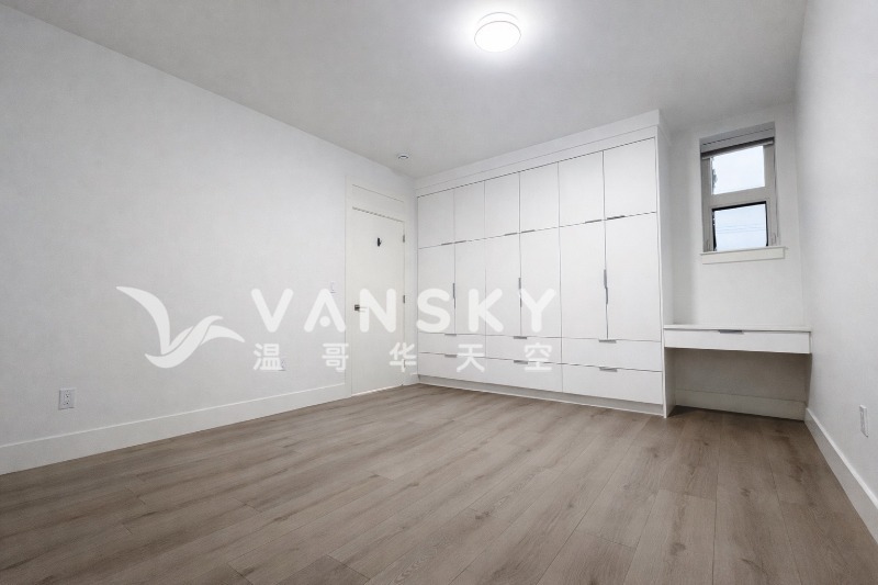 260319223519_ChatGPT Image Mar 19 2026 06_54_59 PM.jpeg